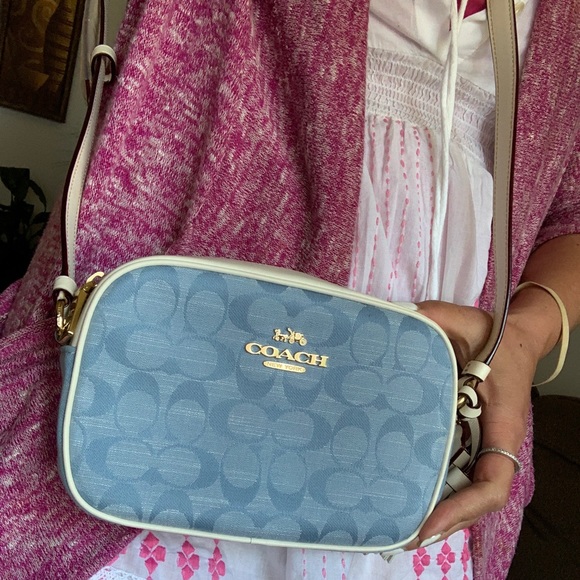 Authentic COACH Signature canvas/ smooth leather top zip Crossbody - Picture 9 of 11